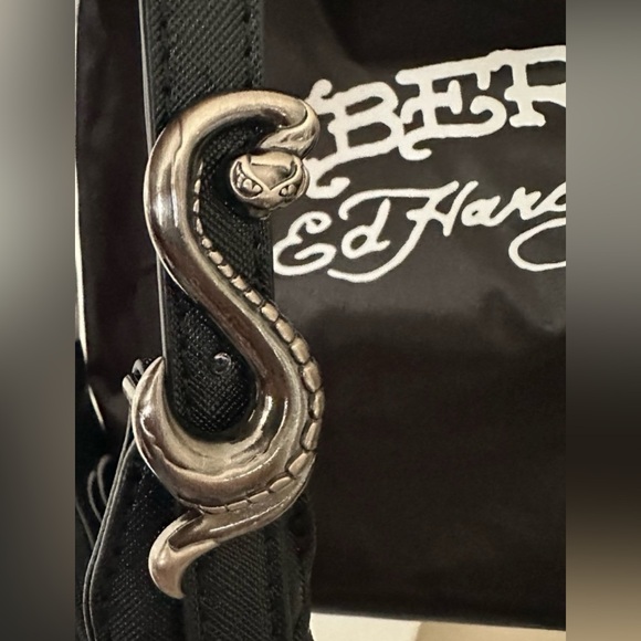 Ed Hardy Black Bag with Panther and Red Stars. Skull tattoo art - Picture 4 of 5